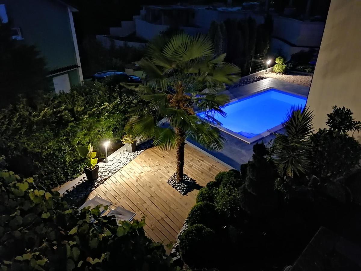 Lux Villa Rijeka Luaran gambar