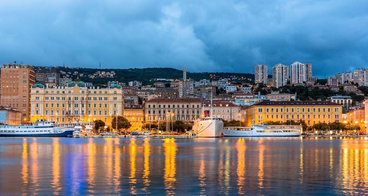 Lux Villa Rijeka Luaran gambar