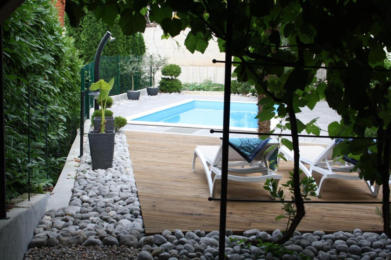 Lux Villa Rijeka Luaran gambar
